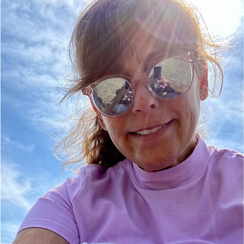 Meet your Posher, Lori